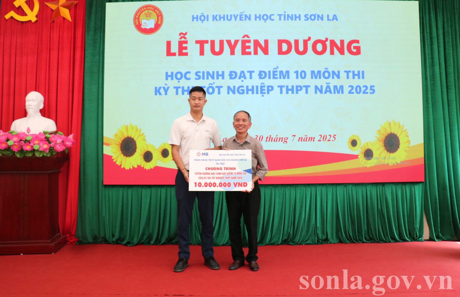 anh tin bai